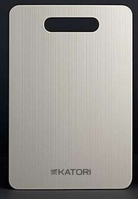 Katori titanium cutting board, smooth surface with no stains
